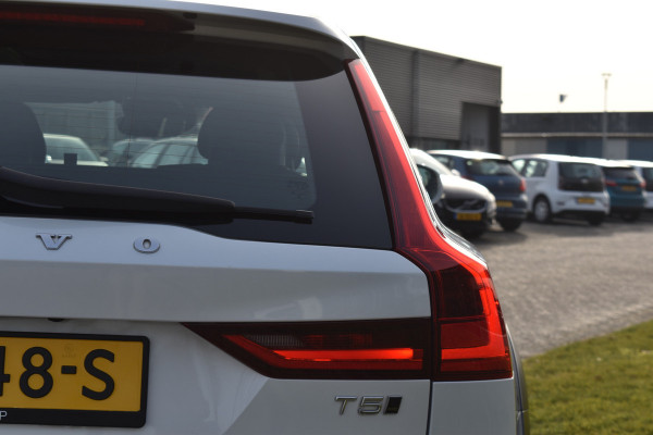 Volvo V90 Cross Country T5 AWD 250PK Automaat Pro | Carplay | Panodak | BLIS | 360 Camera | ACC | Keyless | 20'' |
