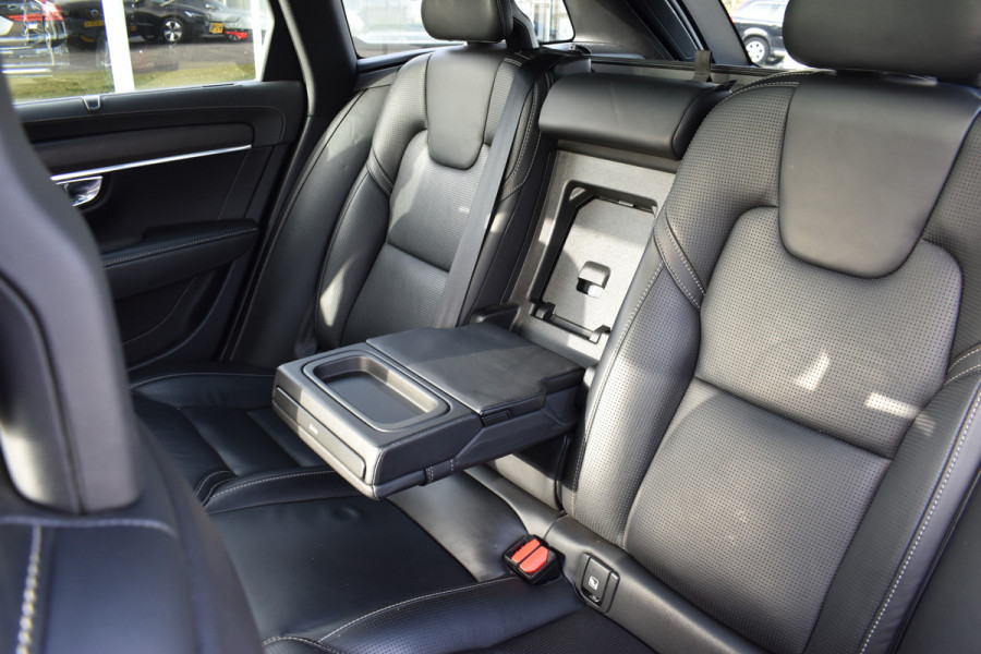 Volvo V90 Cross Country T5 AWD 250PK Automaat Pro | Carplay | Panodak | BLIS | 360 Camera | ACC | Keyless | 20'' |