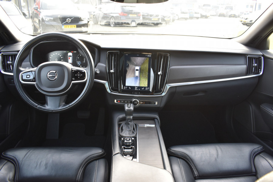 Volvo V90 Cross Country T5 AWD 250PK Automaat Pro | Carplay | Panodak | BLIS | 360 Camera | ACC | Keyless | 20'' |