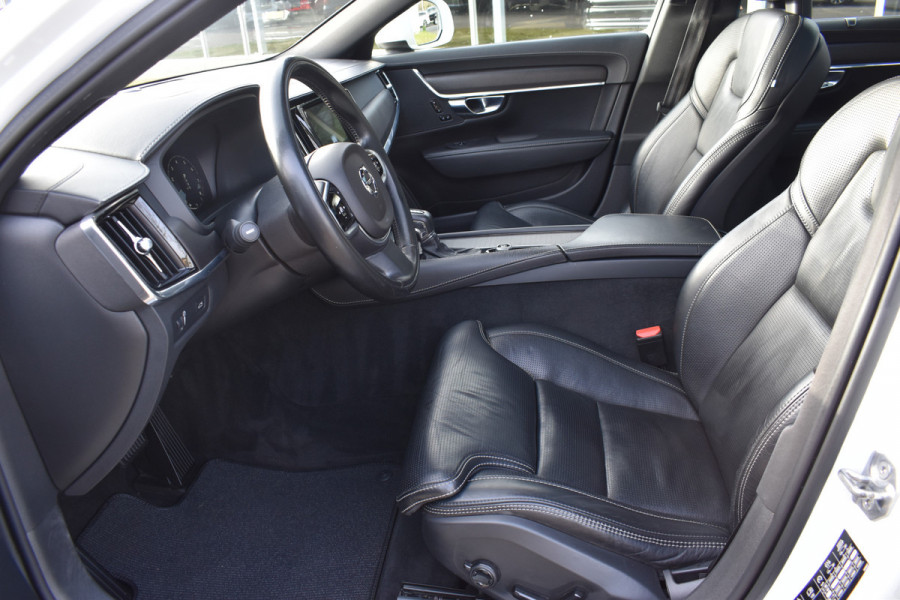 Volvo V90 Cross Country T5 AWD 250PK Automaat Pro | Carplay | Panodak | BLIS | 360 Camera | ACC | Keyless | 20'' |