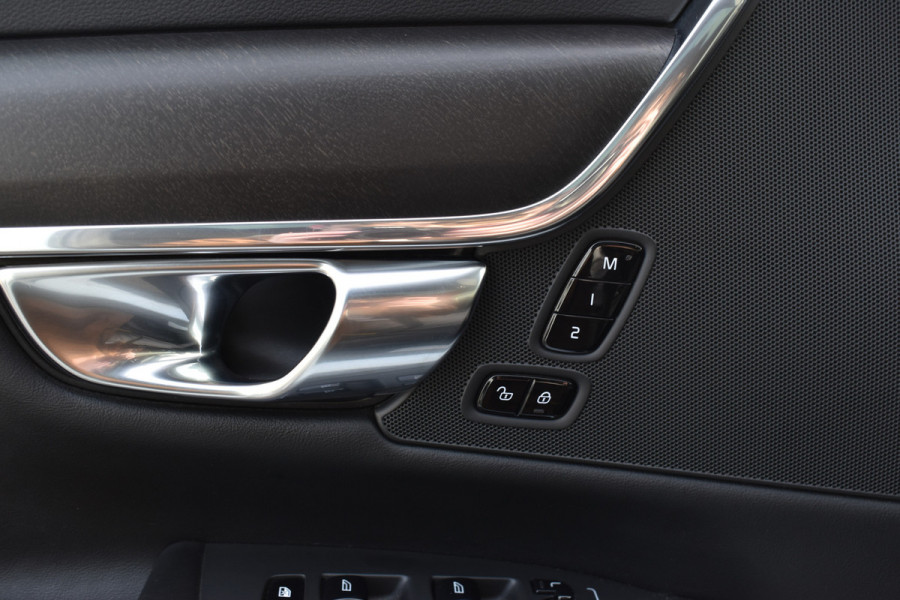 Volvo V90 Cross Country T5 AWD 250PK Automaat Pro | Carplay | Panodak | BLIS | 360 Camera | ACC | Keyless | 20'' |