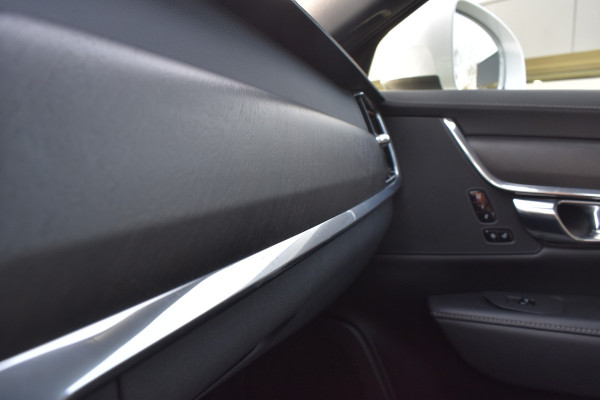 Volvo V90 Cross Country T5 AWD 250PK Automaat Pro | Carplay | Panodak | BLIS | 360 Camera | ACC | Keyless | 20'' |