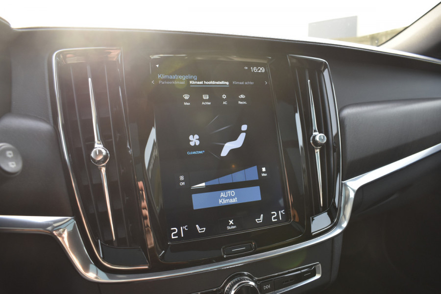 Volvo V90 Cross Country T5 AWD 250PK Automaat Pro | Carplay | Panodak | BLIS | 360 Camera | ACC | Keyless | 20'' |