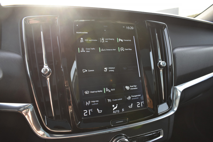Volvo V90 Cross Country T5 AWD 250PK Automaat Pro | Carplay | Panodak | BLIS | 360 Camera | ACC | Keyless | 20'' |