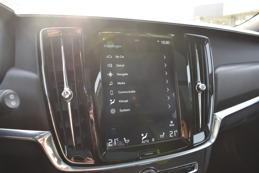 Volvo V90 Cross Country T5 AWD 250PK Automaat Pro | Carplay | Panodak | BLIS | 360 Camera | ACC | Keyless | 20'' |