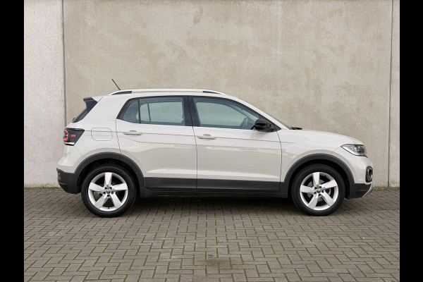 Volkswagen T-Cross 1.0 TSI Style LED 17'' Stoelverw CarPlay