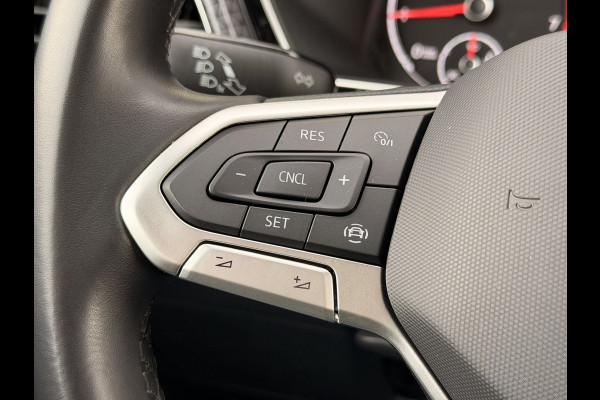 Volkswagen T-Cross 1.0 TSI Style LED 17'' Stoelverw CarPlay