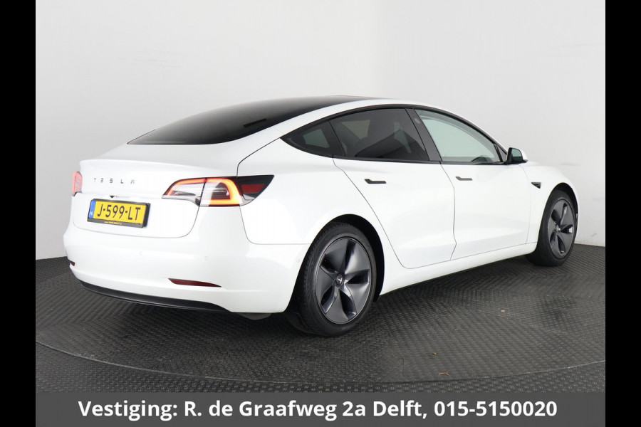 Tesla Model 3 Standard RWD Plus 60 kWh | Navigatie | Panoramadak | Leder |
