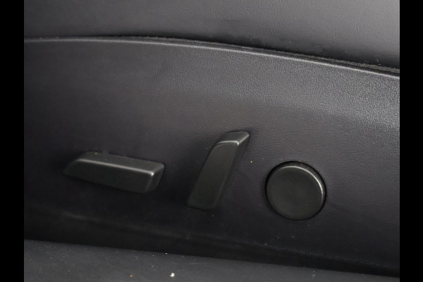 Tesla Model 3 Standard RWD Plus 60 kWh | Navigatie | Panoramadak | Leder |