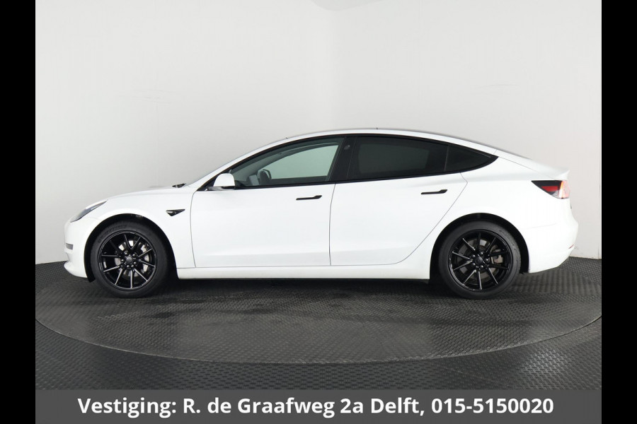 Tesla Model 3 Sport RWD Plus 60 kWh 238 PK! | SOH 88% | Navigatie | Panoramadak | Camera |