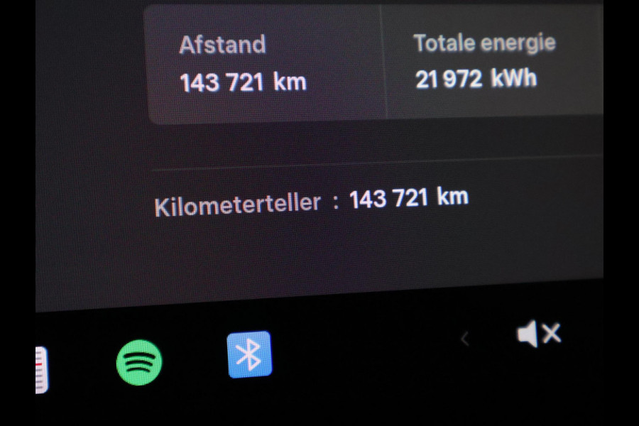 Tesla Model 3 Sport RWD Plus 60 kWh 238 PK! | SOH 88% | Navigatie | Panoramadak | Camera |