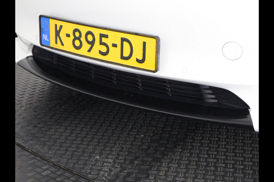 Tesla Model 3 Sport RWD Plus 60 kWh 238 PK! | SOH 88% | Navigatie | Panoramadak | Camera |