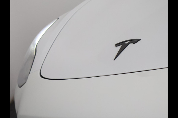 Tesla Model 3 Sport RWD Plus 60 kWh 238 PK! | SOH 88% | Navigatie | Panoramadak | Camera |