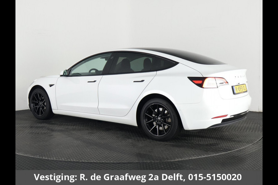 Tesla Model 3 Sport RWD Plus 60 kWh 238 PK! | SOH 88% | Navigatie | Panoramadak | Camera |