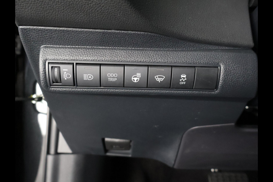 Toyota Corolla Touring Sports Hybrid 140 Business Luxury | Stuur-& Stoelverwarming | Adaptieve Cruise control | Apple CarPlay & AndroidAUTO |