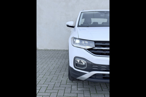 Volkswagen T-Cross 1.0 TSI Style LED 17'' Stoelverw CarPlay