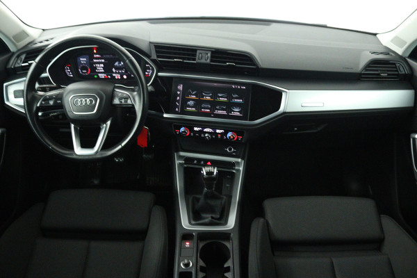 Audi Q3 35 TFSI Pro Line (STOELVERWARMING, CRUISE CONTROL, NAVIGATIE, LANE-ASSIST, PARKEERSENSOREN)
