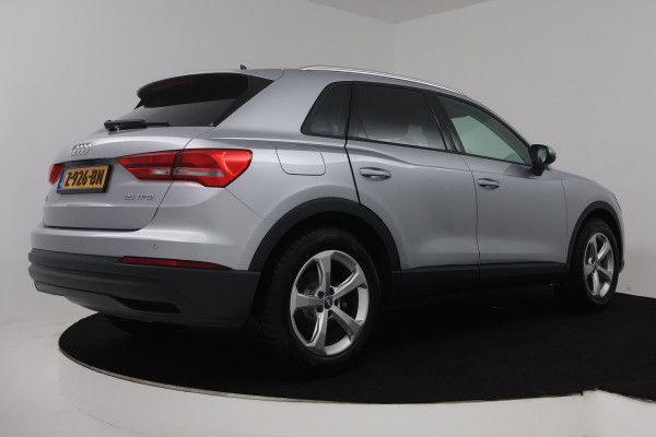 Audi Q3 35 TFSI Pro Line (STOELVERWARMING, CRUISE CONTROL, NAVIGATIE, LANE-ASSIST, PARKEERSENSOREN)