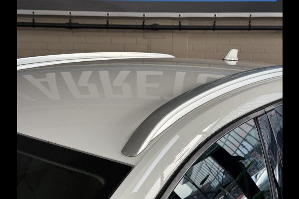 Renault Captur 1.3 TCe 155 Edition One | Groot Navi | ACC | Bose | 18" | Dodehoek | 360 | Stoel & Stuur Verwarming | 100% Renault onderhouden!