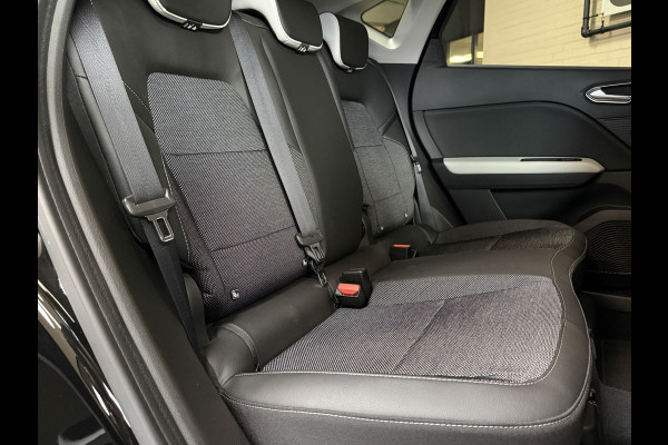 Renault Captur 1.3 TCe 155 Edition One | Groot Navi | ACC | Bose | 18" | Dodehoek | 360 | Stoel & Stuur Verwarming | 100% Renault onderhouden!