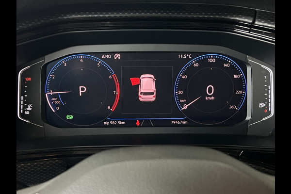 Volkswagen T-Cross 1.0 TSI Styl R-Line | Navi | ACC | Dode hoek| 17' | Carplay | PDC V+A | Stoelverwarming |
