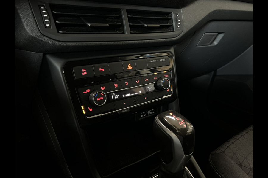 Volkswagen T-Cross 1.0 TSI Styl R-Line | Navi | ACC | Dode hoek| 17' | Carplay | PDC V+A | Stoelverwarming |