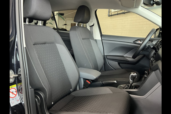 Volkswagen T-Cross 1.0 TSI Styl R-Line | Navi | ACC | Dode hoek| 17' | Carplay | PDC V+A | Stoelverwarming |