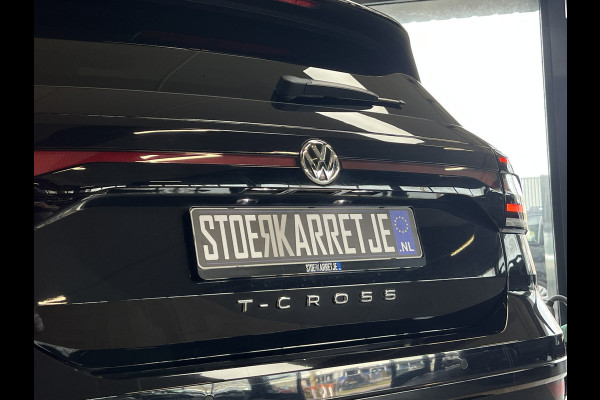 Volkswagen T-Cross 1.0 TSI Styl R-Line | Navi | ACC | Dode hoek| 17' | Carplay | PDC V+A | Stoelverwarming |