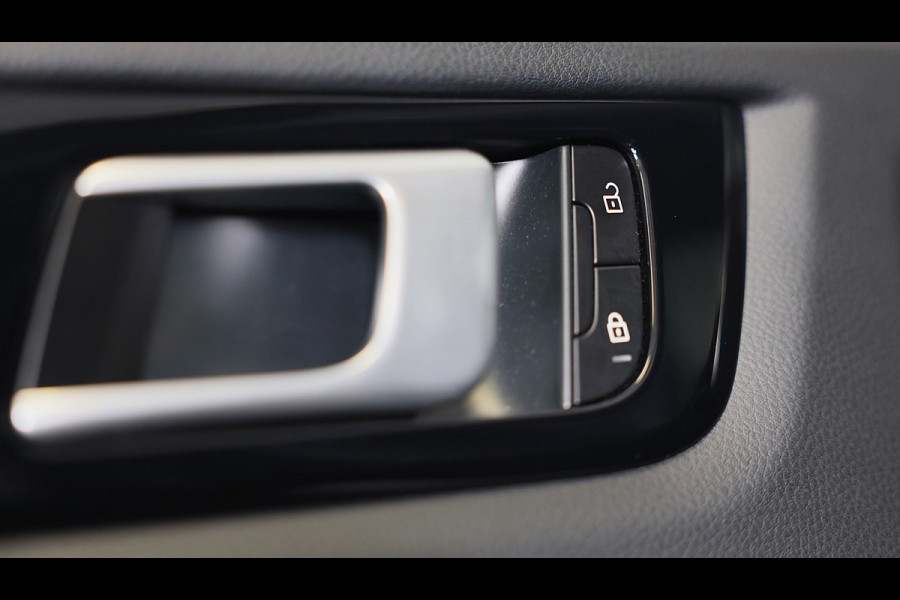 Porsche Cayenne Coupé 3.0 E-Hybrid / Cc / Sport Chrono / Leder / F1 / Panoramadak / Memory / Camera / Trekhaak / 22 Inch