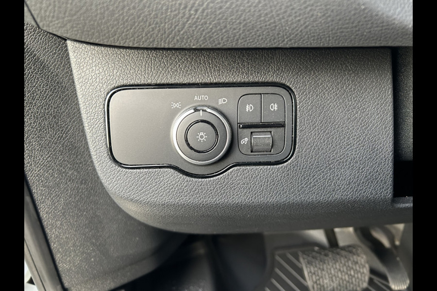 Mercedes-Benz Sprinter 317 CDI L2 H2 Pro LED / MBUX / Navigatie / Camera / Parkeersensoren / Cruise control / Airco / 270 Graden achterdeuren
