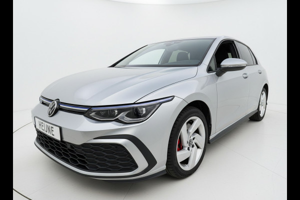 Volkswagen Golf GTE 245PK DSG HYBRID SPORT CAMERA/NAVI/IQ-LIGHT/HEAD-UP/SFEERVERL.