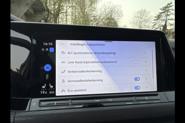 Volkswagen Golf GTE 245PK DSG HYBRID SPORT CAMERA/NAVI/IQ-LIGHT/HEAD-UP/SFEERVERL.