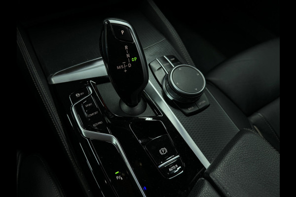 BMW 5 Serie Touring 530i High Ex M Sport Pano|Memory|Laser