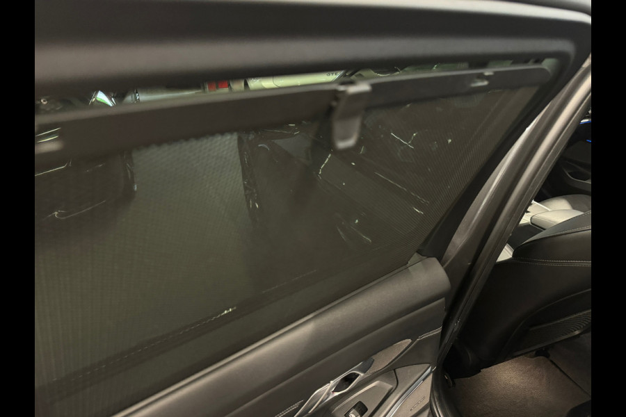 BMW 3 Serie Touring 330i High Executive Pano|HuD|H/K|Memory