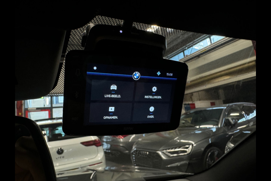 BMW 3 Serie Touring 330i High Executive Pano|HuD|H/K|Memory