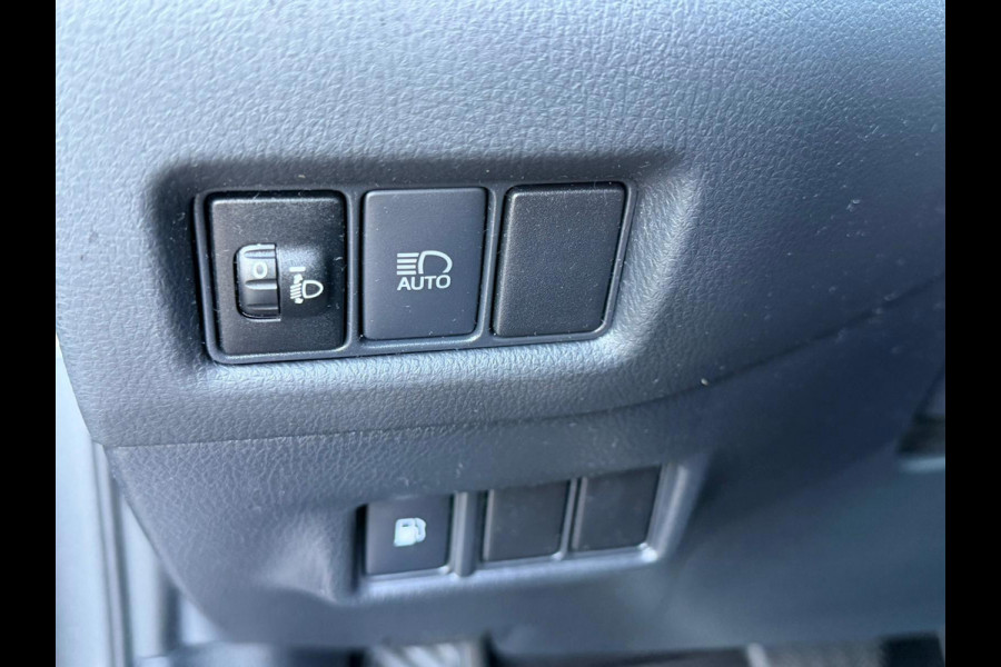 Toyota C-HR 1.8 Hybrid Dynamic / navigatie / PDC v+a CARPLAY