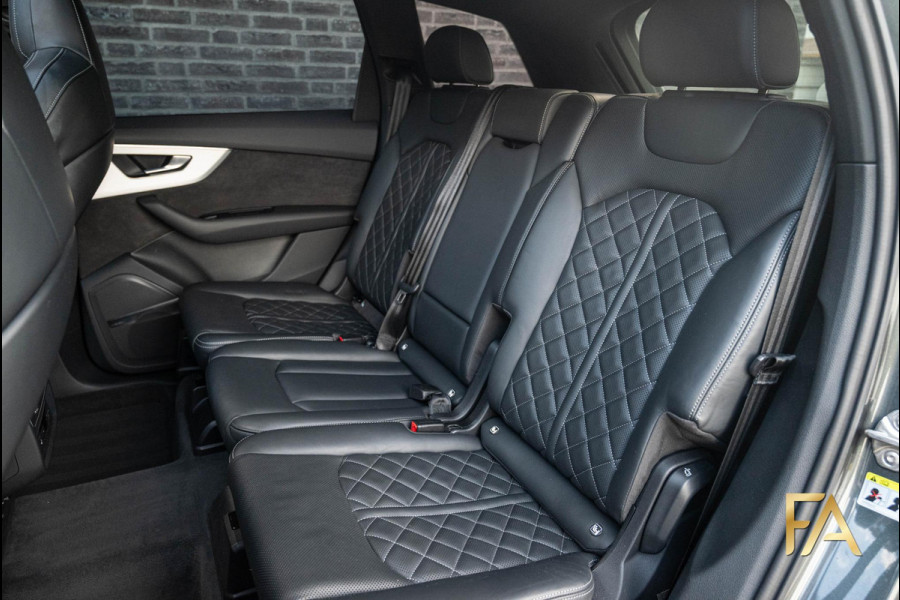 Audi Q7 60 TFSI e quattro Competition Panodak|Carbon|RSSeats|Sfeer