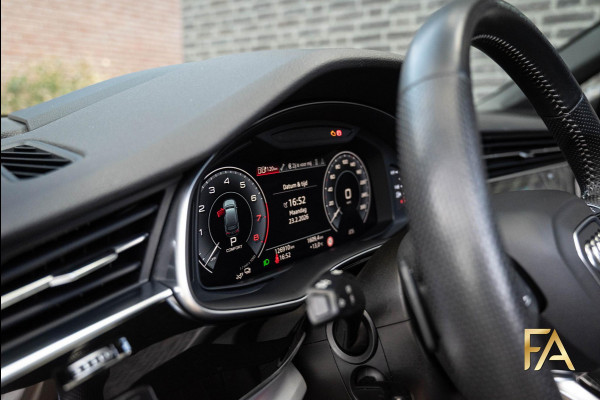 Audi Q7 60 TFSI e quattro Competition Panodak|Carbon|RSSeats|Sfeer