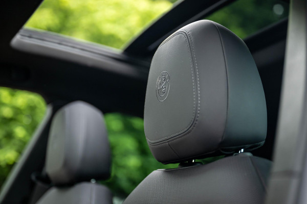 Alfa Romeo Tonale 1.3T 280pk PHEV Edizione Speciale Pano H/K Leder