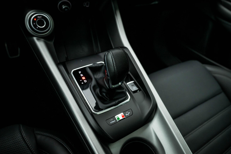 Alfa Romeo Tonale 1.3T 280pk PHEV Edizione Speciale Pano H/K Leder