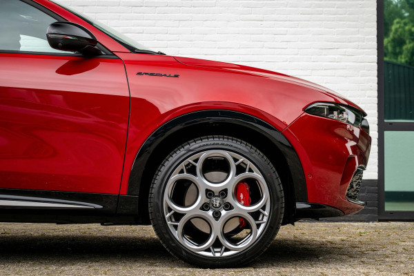 Alfa Romeo Tonale 1.3T 280pk PHEV Edizione Speciale Pano H/K Leder