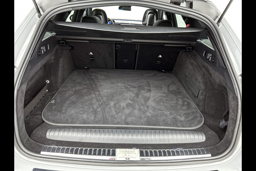 Mercedes-Benz E-Klasse Estate Mercedes-AMG 53 4MATIC+ Night Pakket 1+2 | Panoramadak | 21 Inch AMG Velgen | Burmester® | Trekhaak | AMG Real Performance Sound. Inclusief 24 maanden MB Certified garantie voor Europa.
