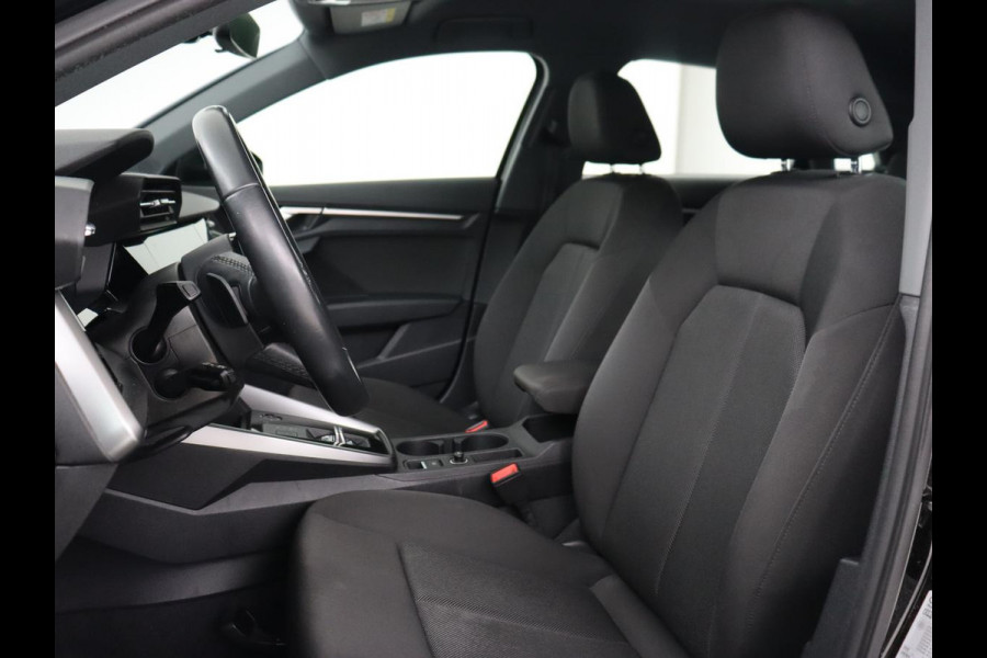 Audi A3 30 TFSI Pro Line | Carplay | Full LED | Climate control | Cruise control | Audi Sound | Bluetooth | Parkeerhulp