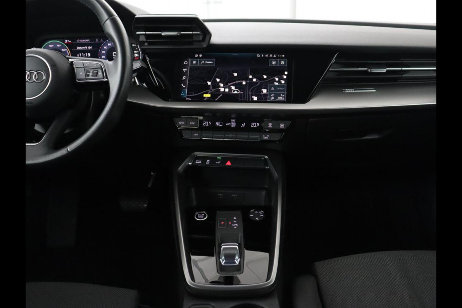 Audi A3 40 TFSIe Advanced edition | Sportstoelen | Carplay | Virtual Cockpit | Navigatie | Full LED | Parkeerhulp | Climate control | Cruise control | PHEV | Plug In