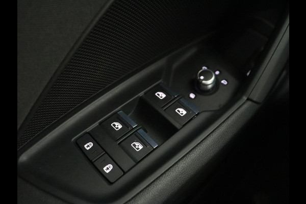 Audi A3 40 TFSIe Advanced edition | Sportstoelen | Carplay | Virtual Cockpit | Navigatie | Full LED | Parkeerhulp | Climate control | Cruise control | PHEV | Plug In