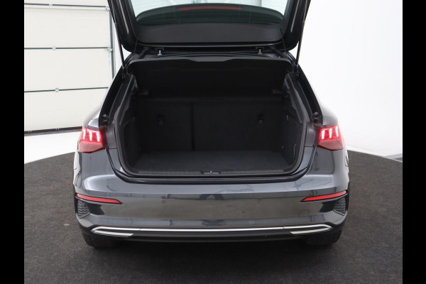 Audi A3 40 TFSIe Advanced edition | Sportstoelen | Carplay | Virtual Cockpit | Navigatie | Full LED | Parkeerhulp | Climate control | Cruise control | PHEV | Plug In