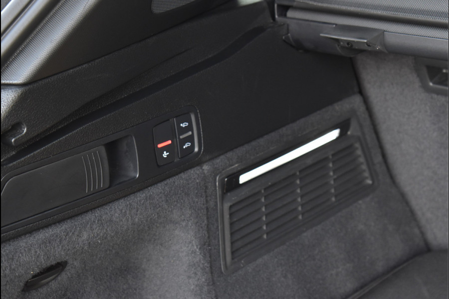 Audi Q5 50 TFSI e S-Line 299 Pk RS-Stoel Luchtvering Matrix Oled ACC Keyless Trekhaak 20 Inch