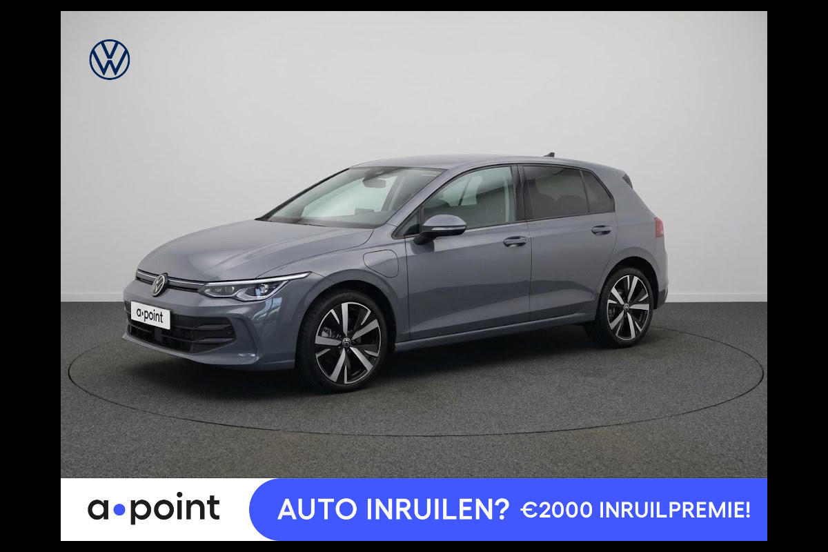 Volkswagen Golf Life Edition 1.5 eHybrid 204 PK | 18 "LM velgen | Stoel & Stuurverwarming | Camera |