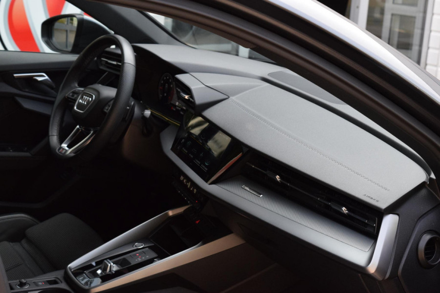 Audi A3 Sportback 30 TFSI edition one|S-Line|18"|Cam.|Elektr.klep