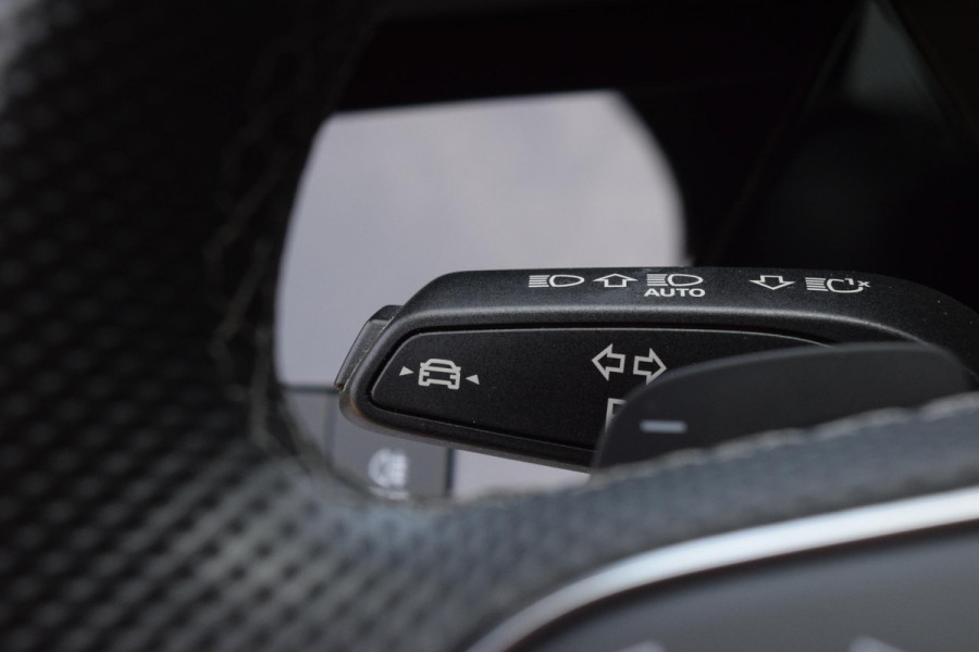 Audi A3 Sportback 30 TFSI edition one|S-Line|18"|Cam.|Elektr.klep